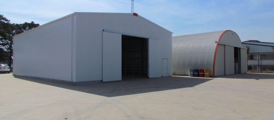 view of 2 steel industrial buildings made by Frisomat in Monte Mor, SP, the galvanized steel warehouse constructor